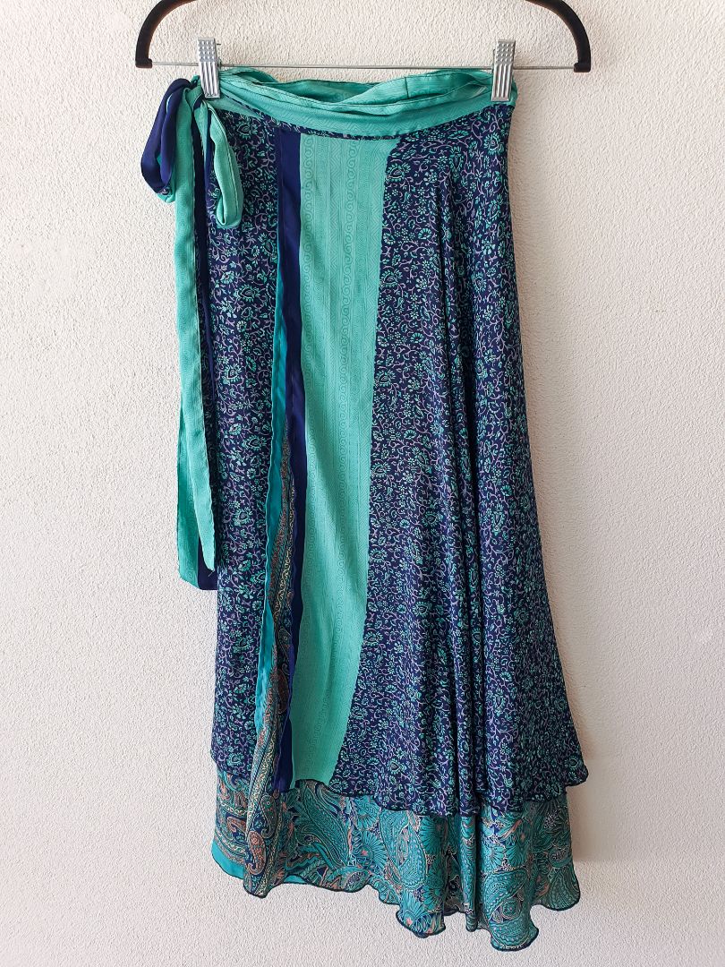 Jovani Designs Skirt L