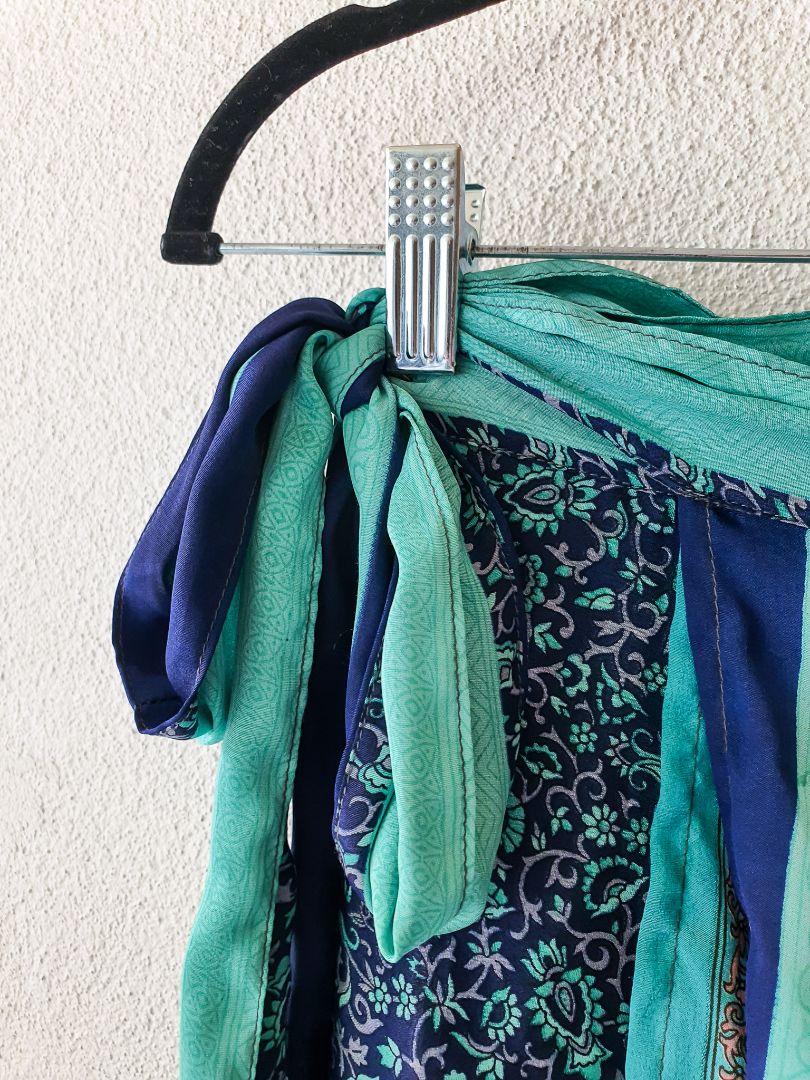 Jovani Designs Skirt L