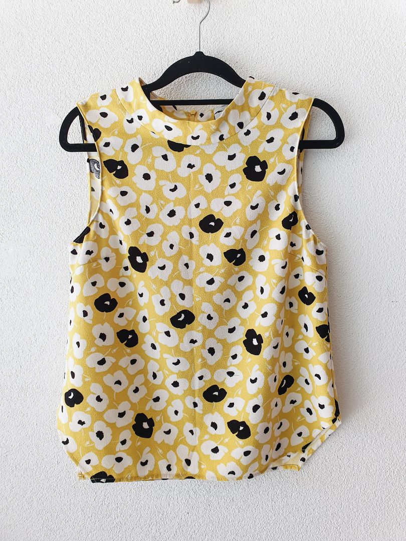 Veronika Maine Top XS