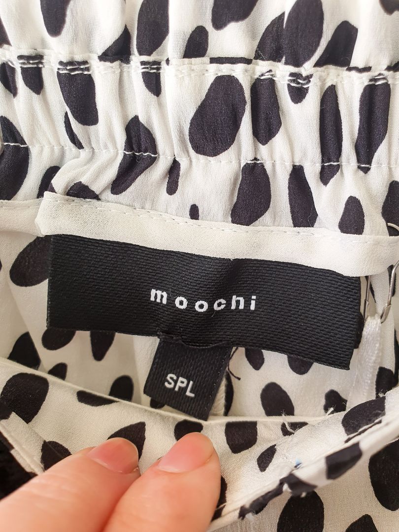Moochi Pants OS