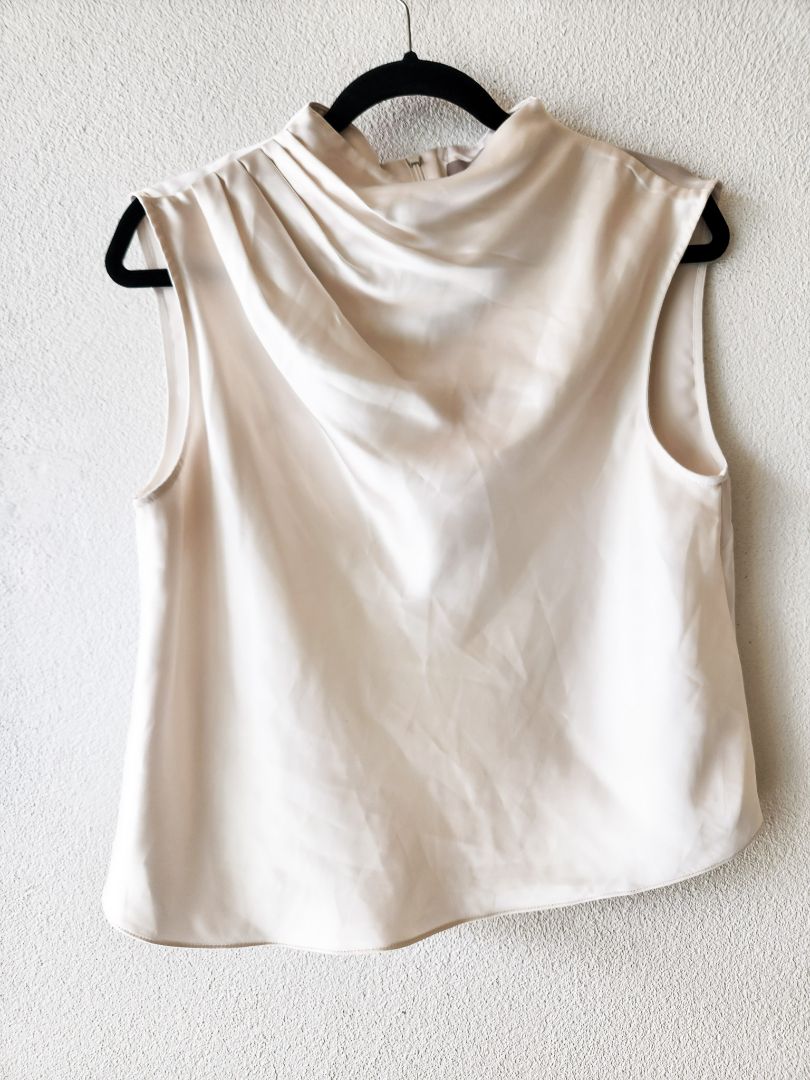 H&M Top M