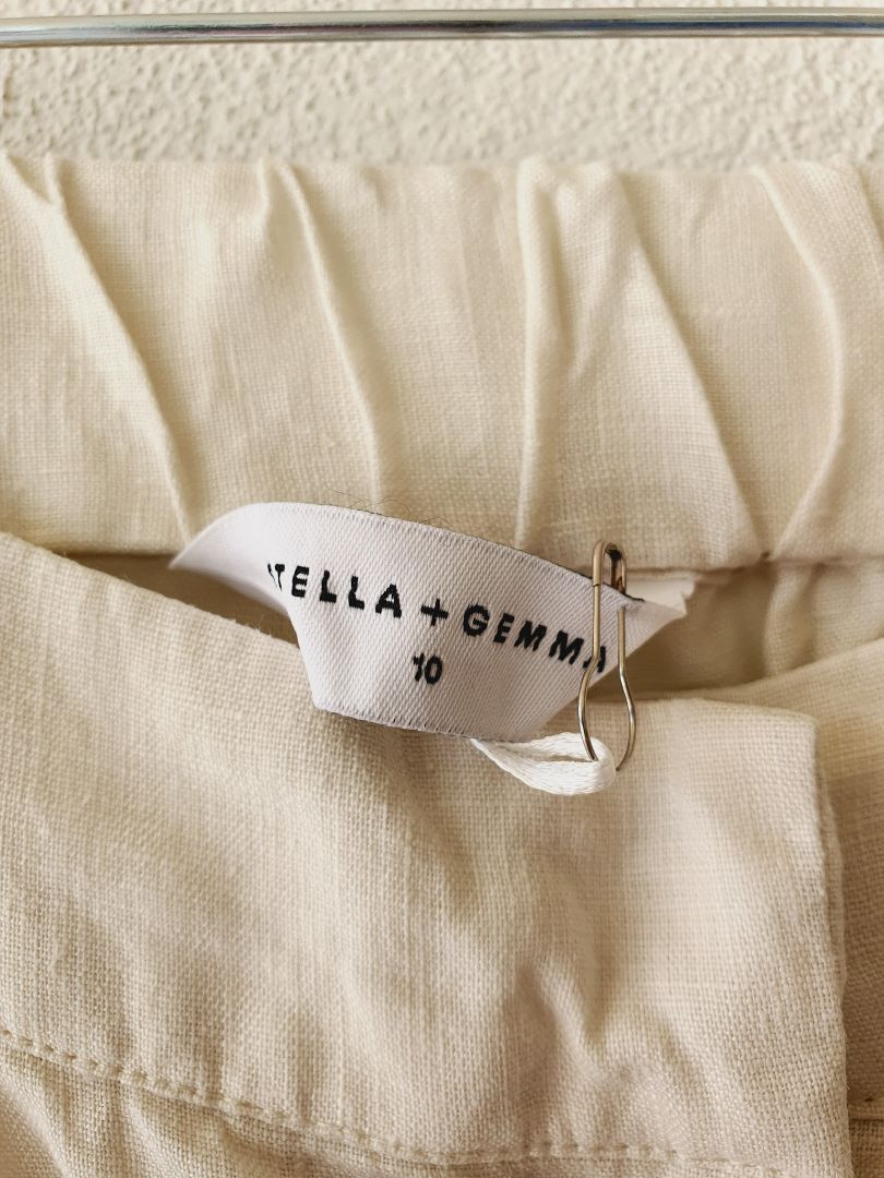 STELLA + GEMMA Shorts S