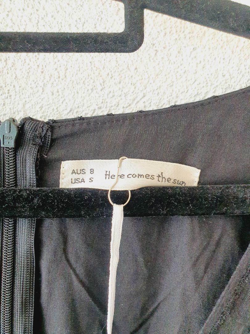 Esther & Co - Here comes the sun Dress XS