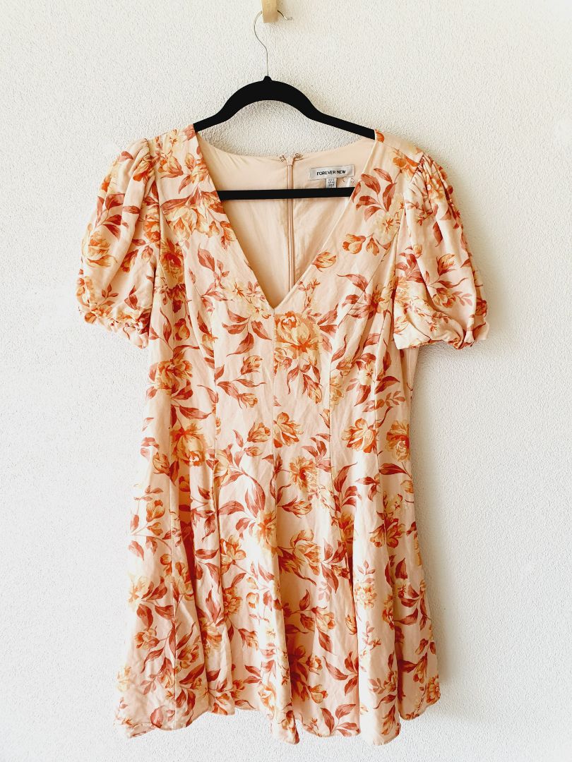 Forever New Dress M