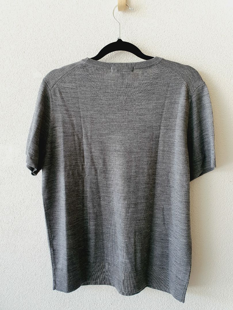 Uniqlo Top XL