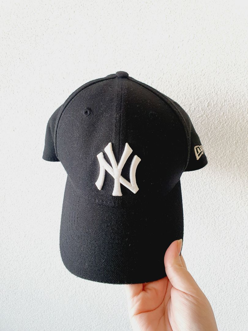 New Era Hat M/L
