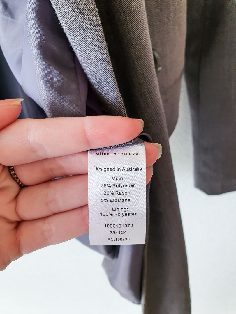 Alice in the Eve Jacket S