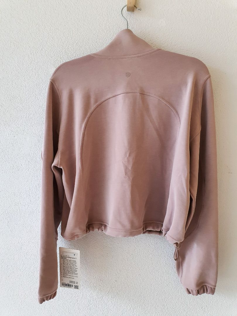 Lululemon Jacket US4