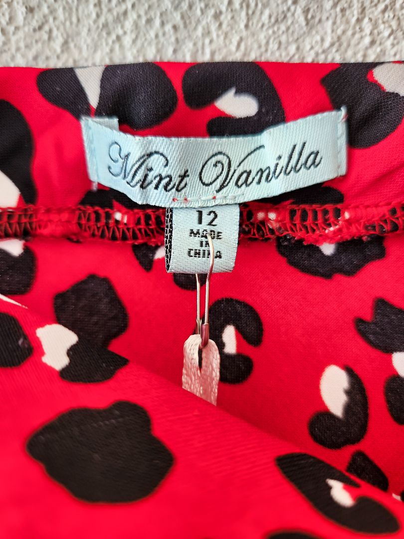 Mint Vanilla Skirt M