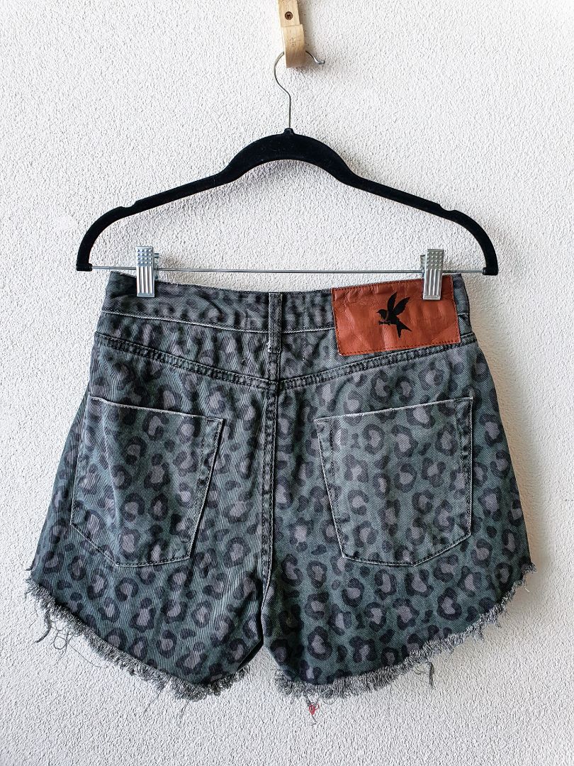 One Teaspoon Shorts XXS