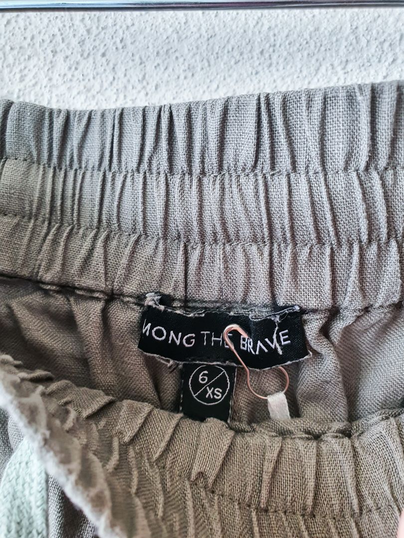 Among The Brave Pants XS