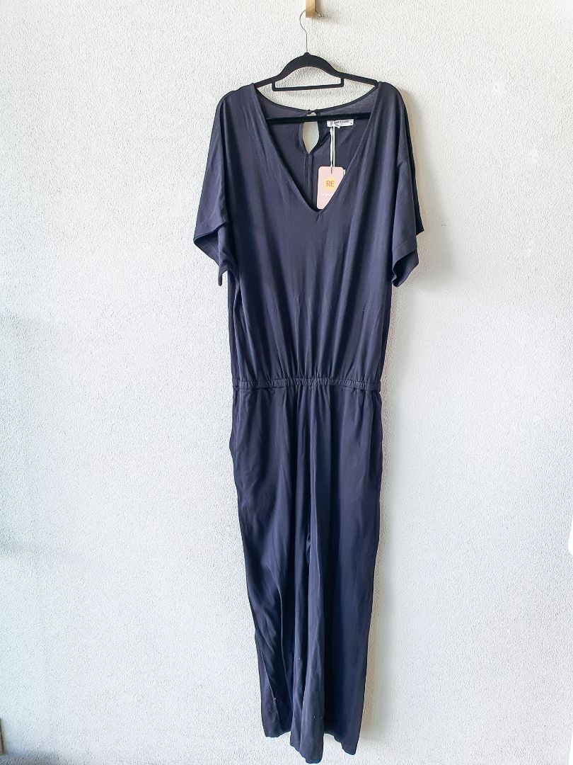 Assembly Label Jumpsuit L