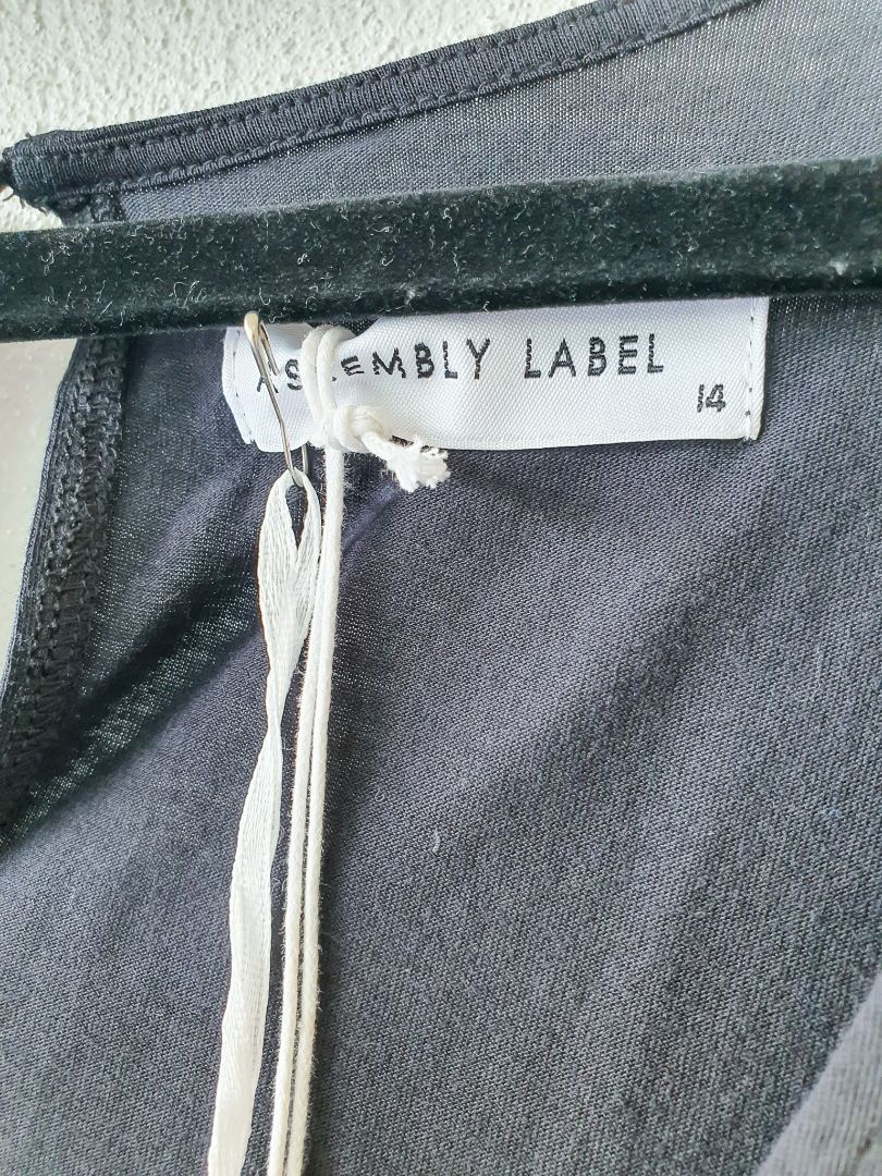 Assembly Label Jumpsuit L