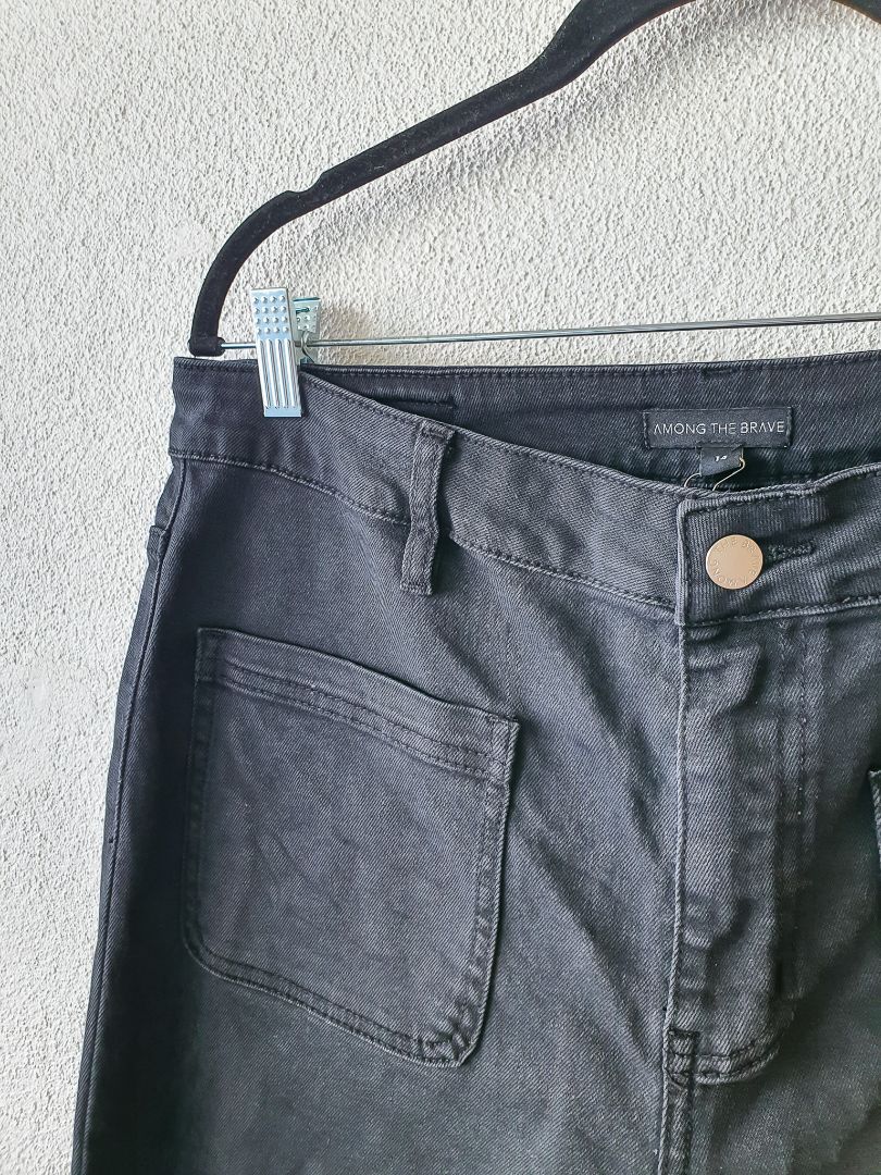 Among the Brave Jeans L