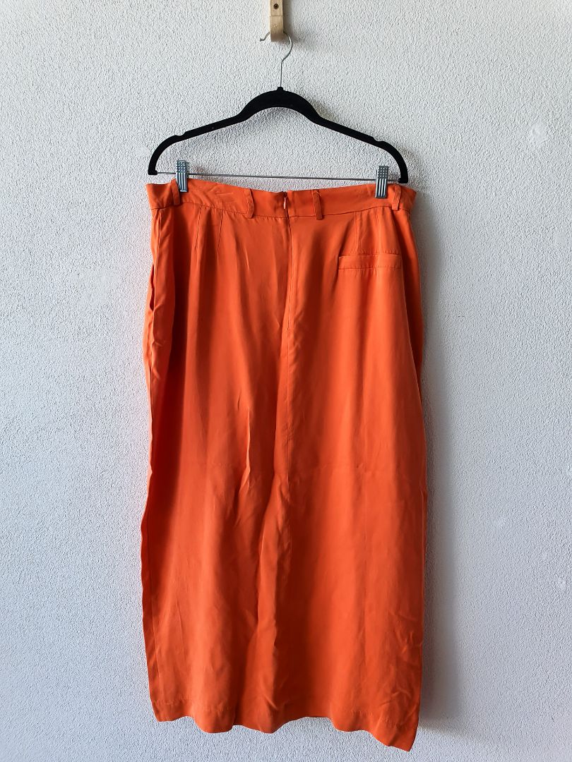 Ruby Skirt L