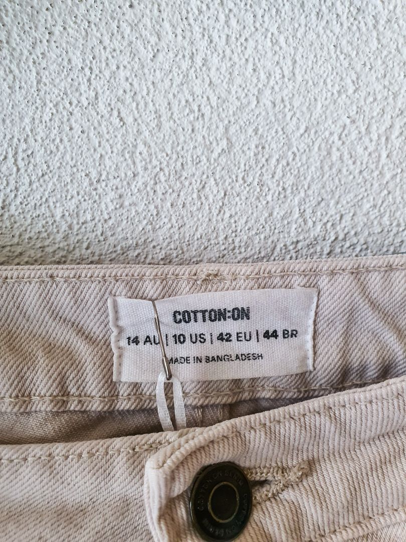 Cotton On Shorts L