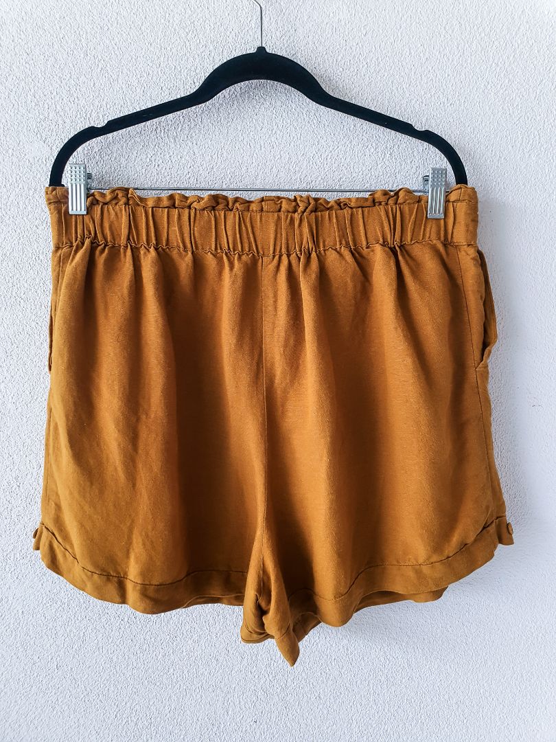 Mineral Shorts L