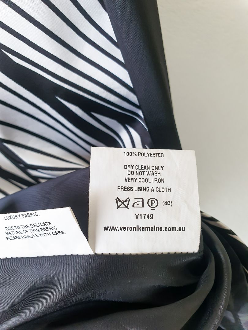 Veronika Maine Skirt S