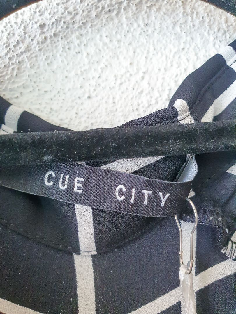 Cue City Top XXS