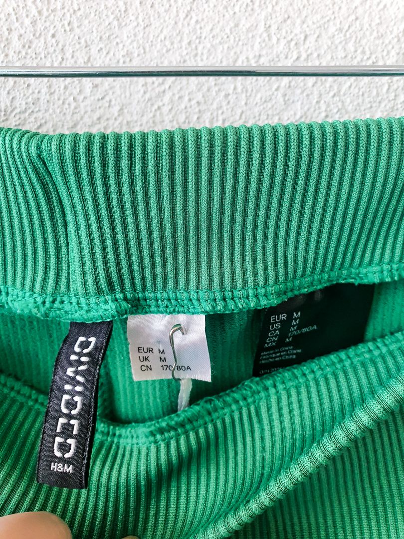 H&M Shorts M