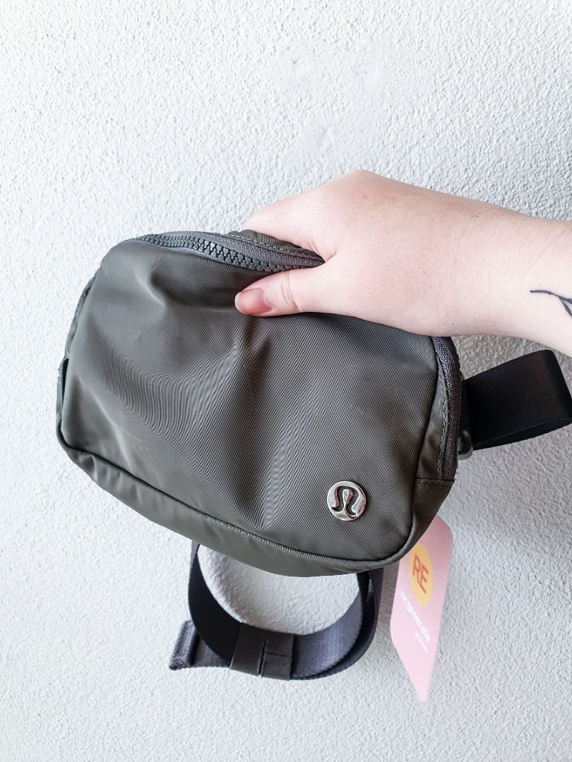 Lululemon Bag OS