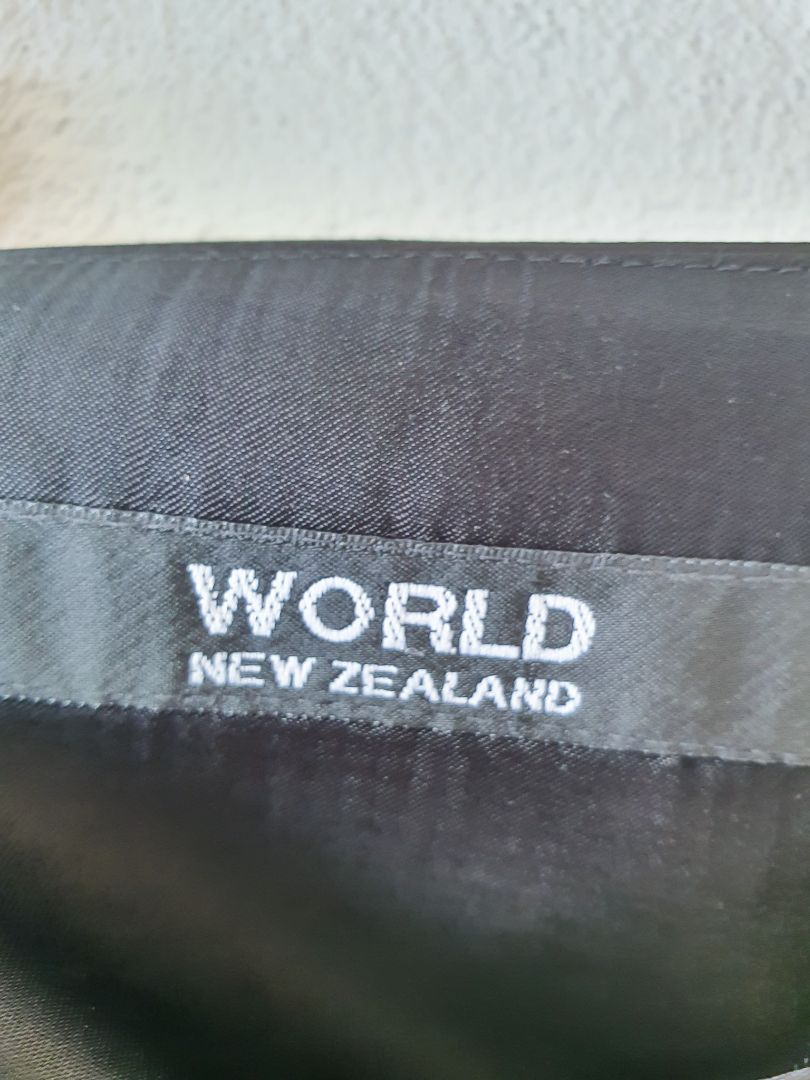 WORLD Skirt S