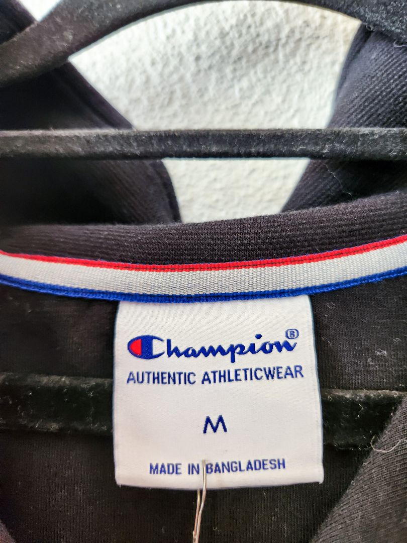 Champion Top M