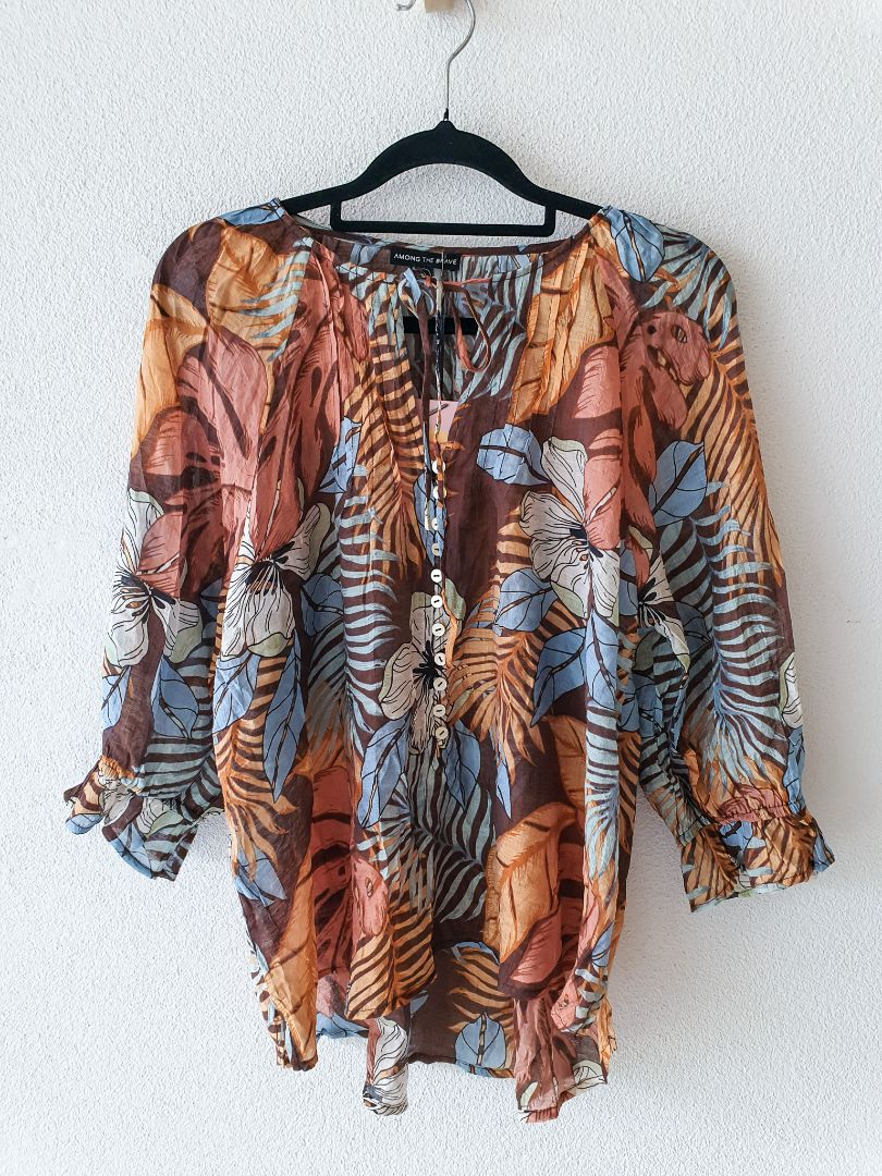 Among the Brave Top XS