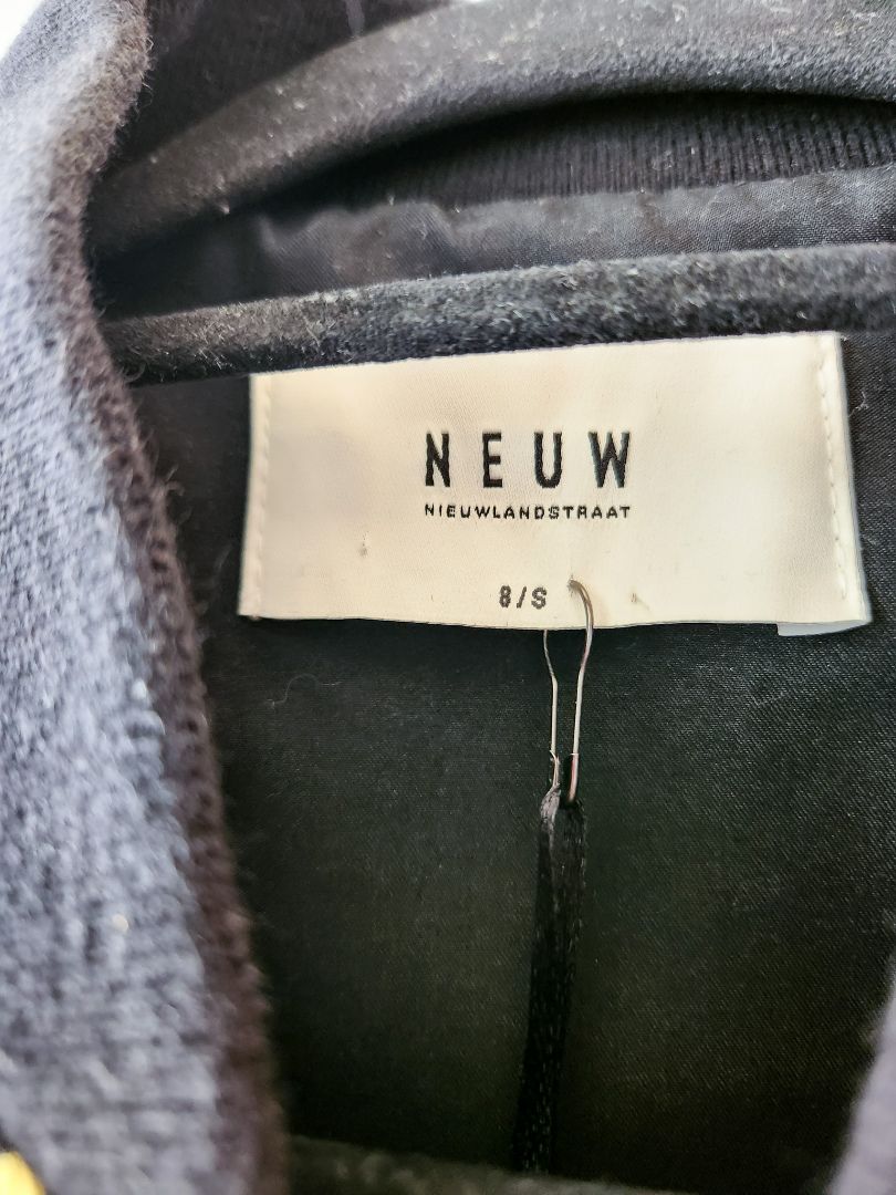 Neuw Jacket S