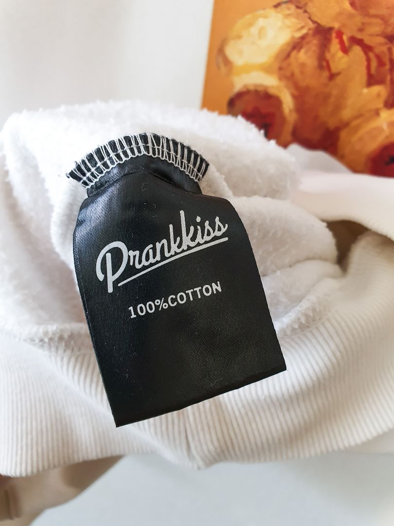 PRANKKISS Top L