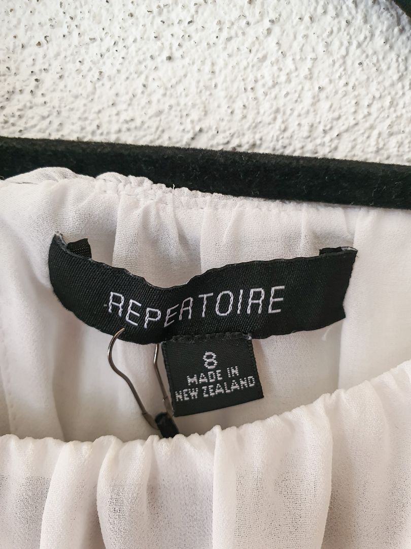 REPERTOIRE Top XS