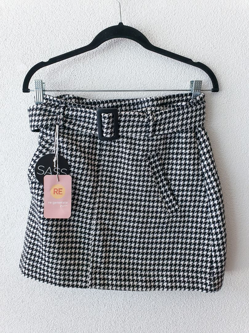 SASS Skirt M