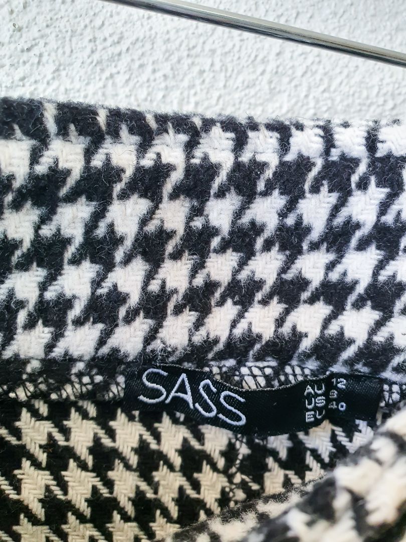 SASS Skirt M