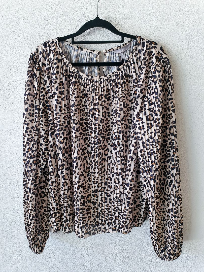 H&M Top M