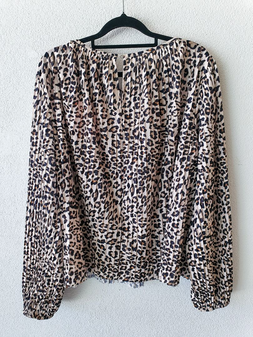 H&M Top M