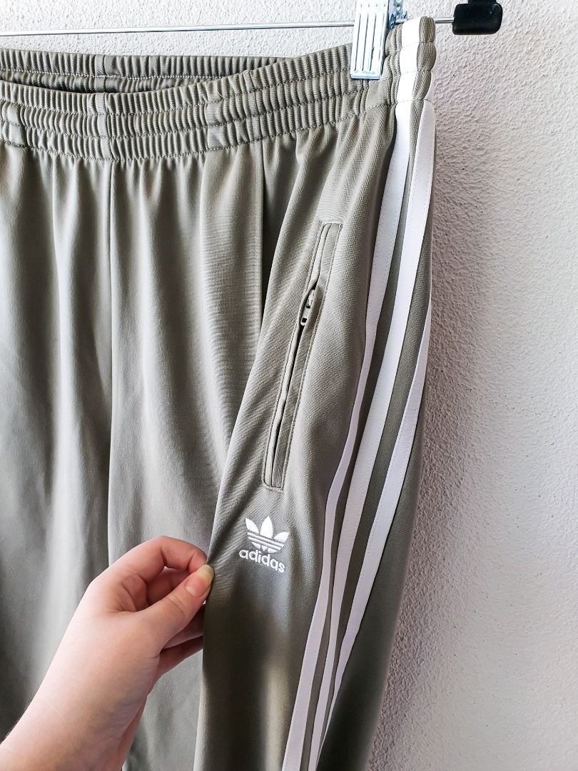 ADIDAS pants L
