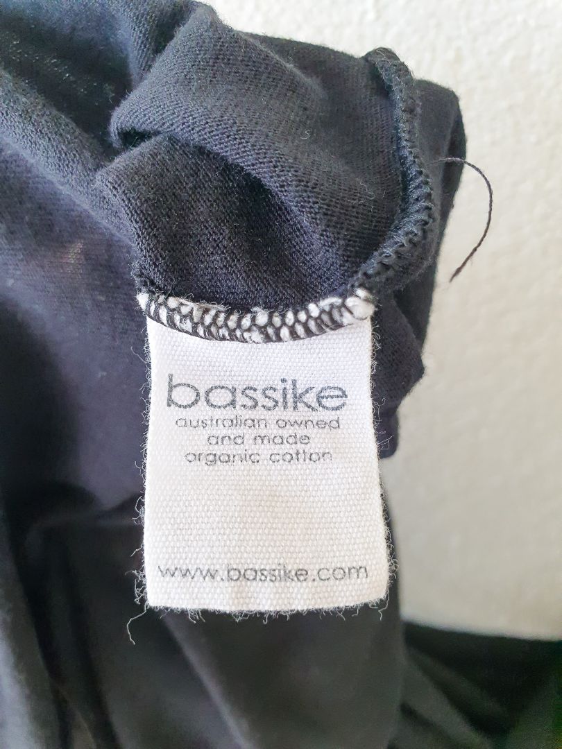 BASSIKE Dress M