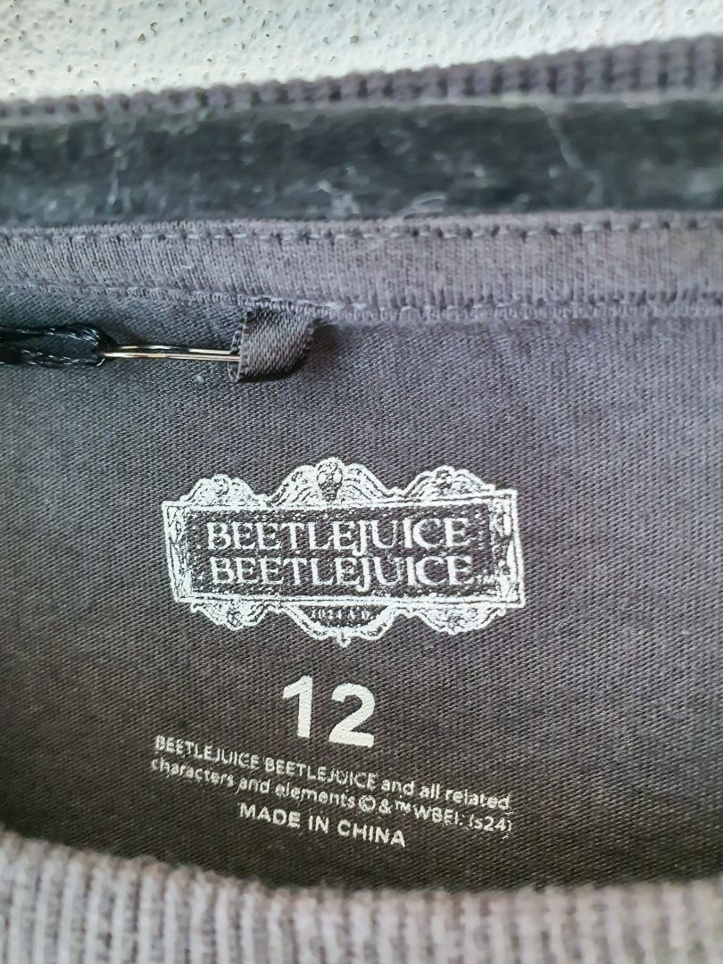 BEETLEJUICE Top M