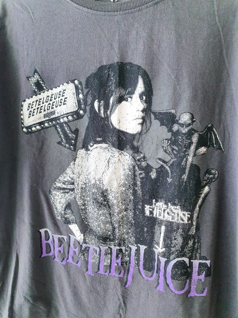 BEETLEJUICE Top M