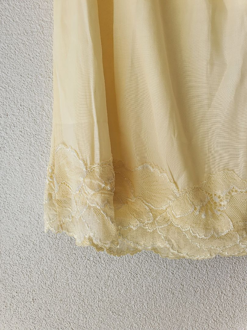 BY FRANKIE Skirt L