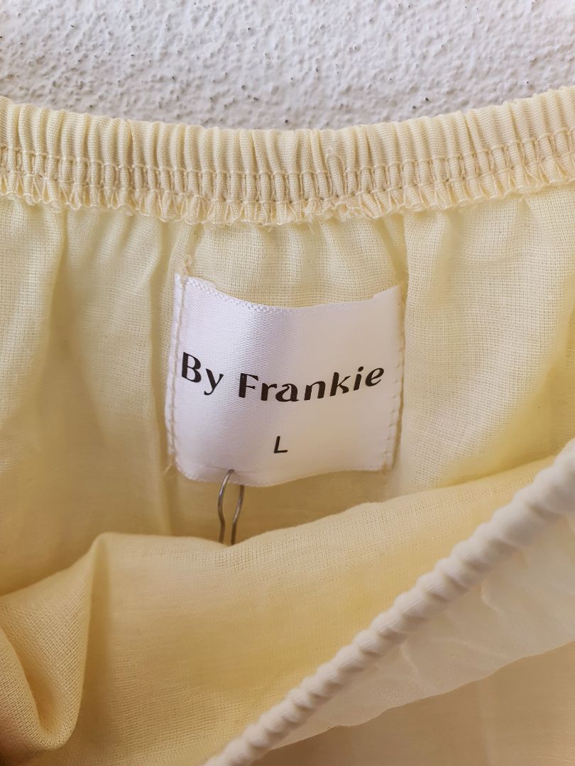 BY FRANKIE Skirt L