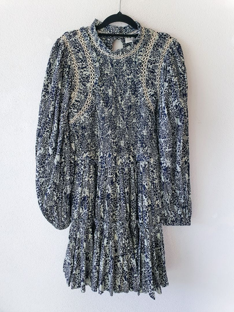 SEA Dress M