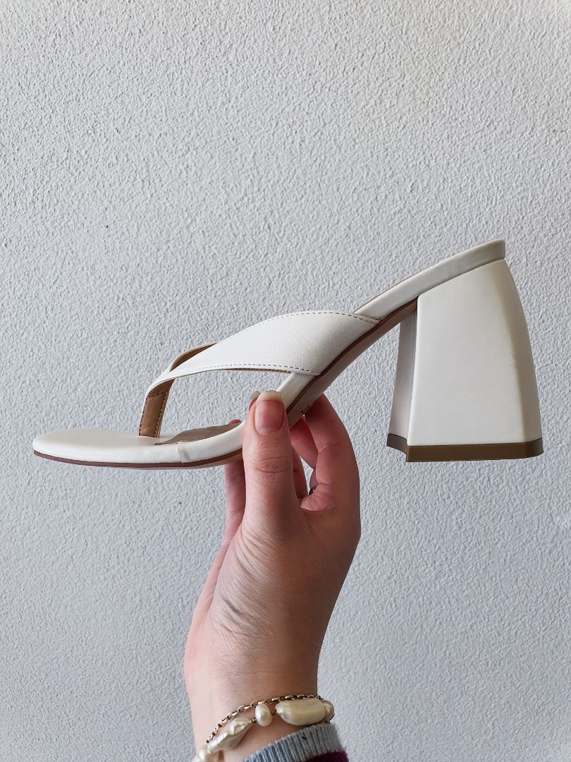 Sabo skirt Shoes Size 8