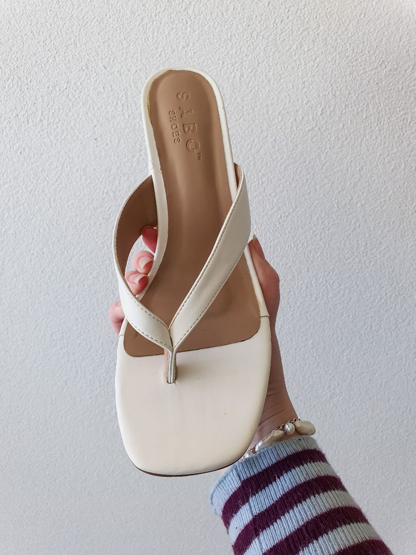 Sabo skirt Shoes Size 8