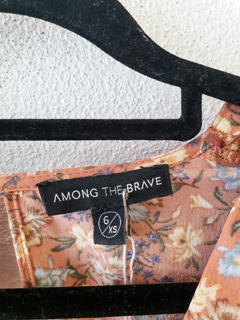 Among the Brave Top XS