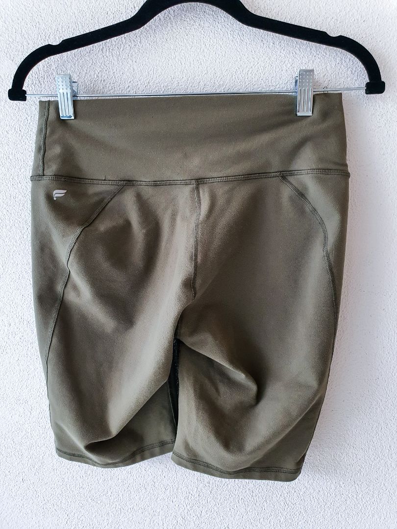 FABLETICS Shorts M