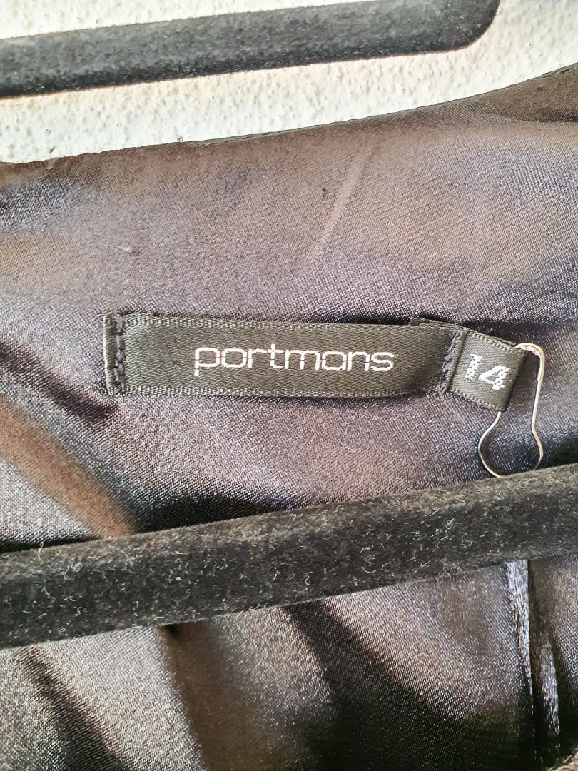 Portmans Dress L