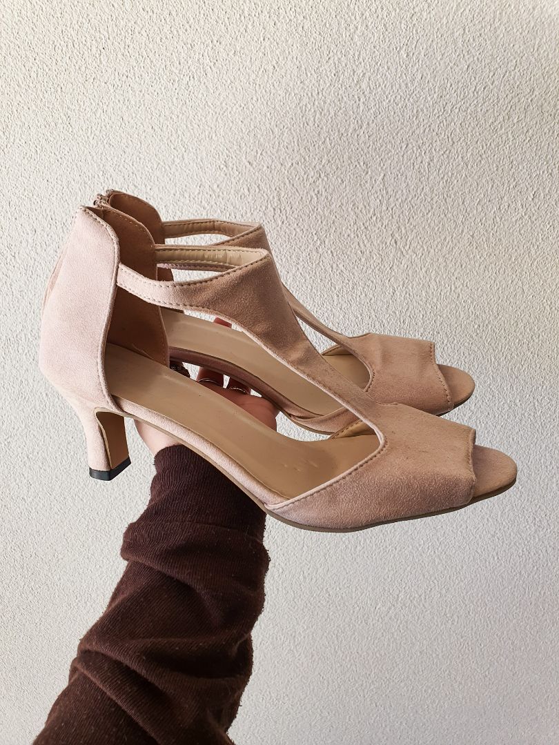 Shoes EUR 40