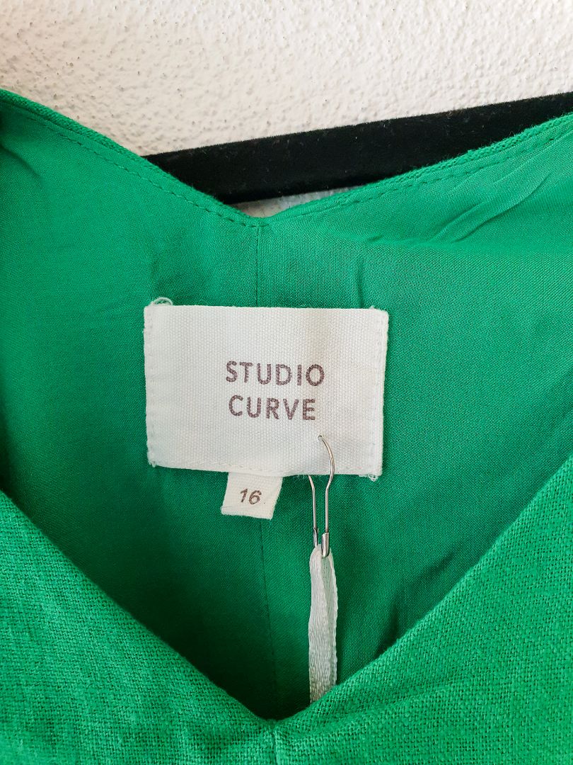 Studio Curve Dress XL
