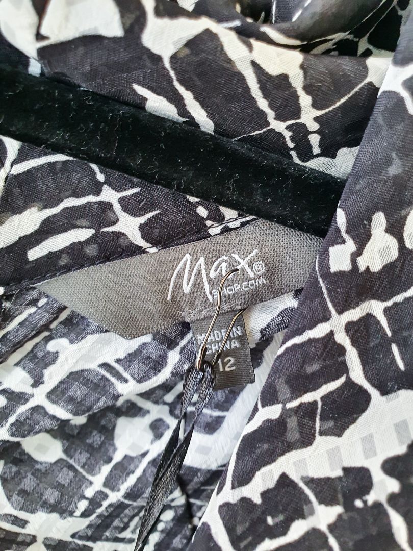MAX Dress M